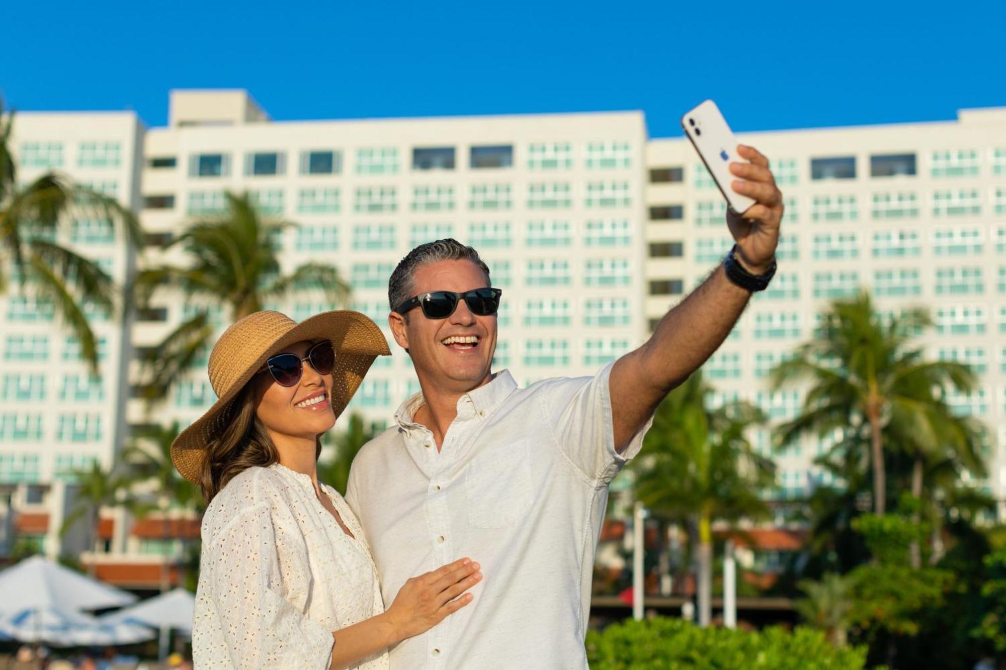 Sheraton Buganvilias Resort & Convention Center Puerto Vallarta Bagian luar foto