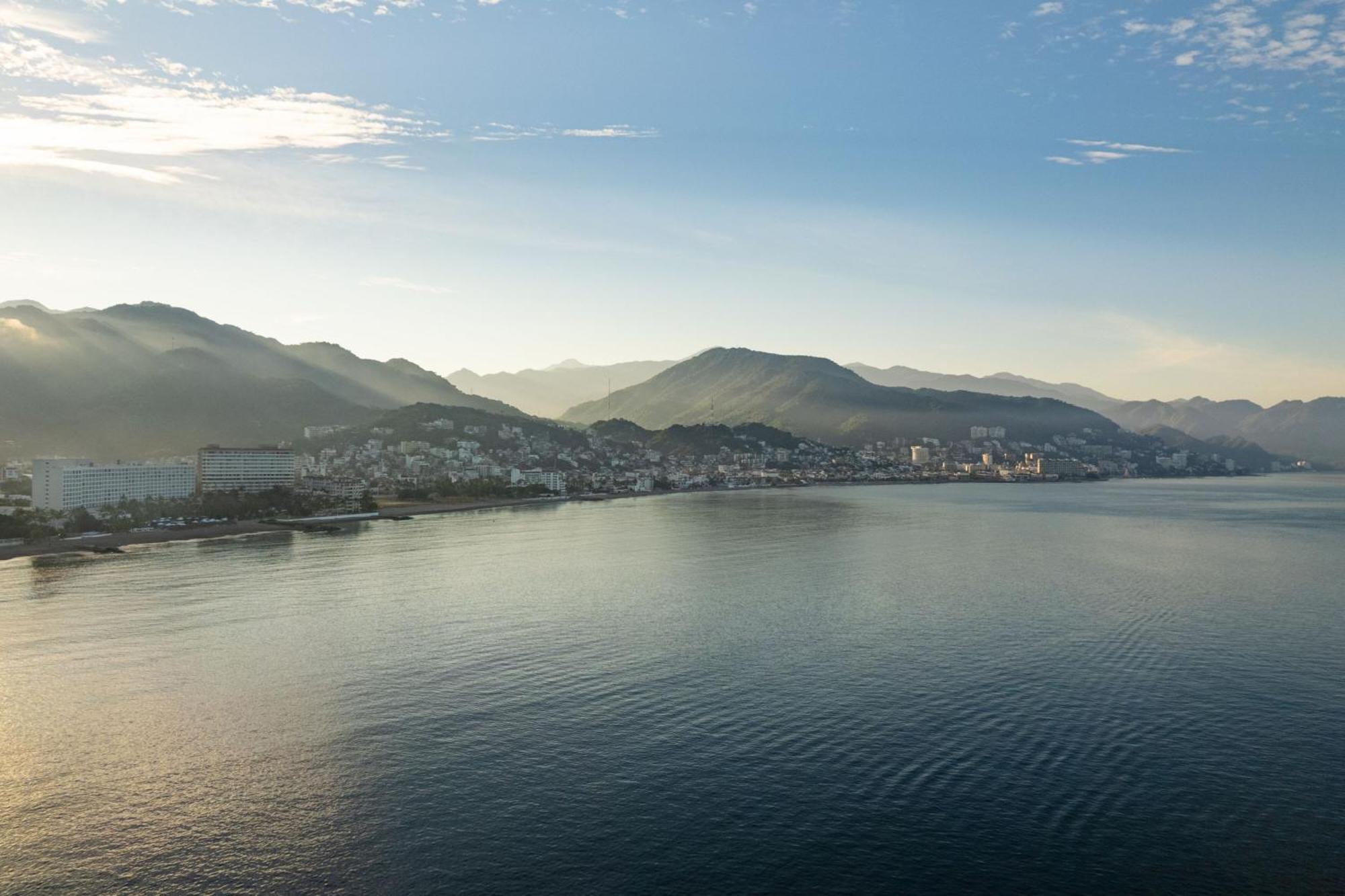 Sheraton Buganvilias Resort & Convention Center Puerto Vallarta Bagian luar foto